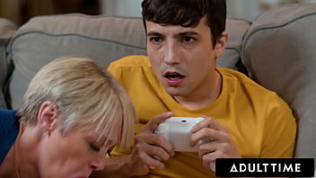 Dee williams cums using stepson's video game controller