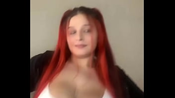 Tiktoker goes from clothed to bra to completely topless