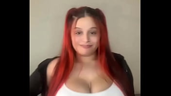 Tiktoker goes from clothed to bra to completely topless