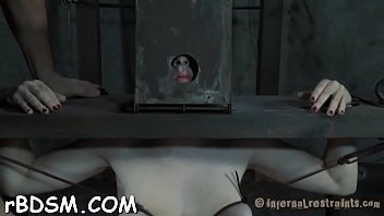 Kinky sweetie is sextoy her wet cunt