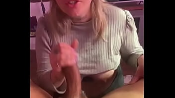 Magic girl make dissapear cock see this trick