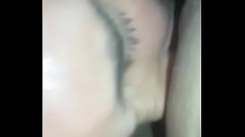 Corno gosta de me ver dando a buceta