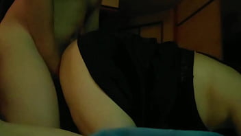 チンポが欲しくてしゃぶってくるドМメスブタ　望み通りマンコ突きまくってイカせる　素人ハメ撮り　フェラ　バック