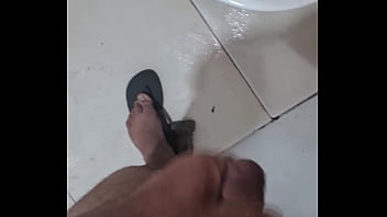 Acordei ativo gozando pra todos os lados