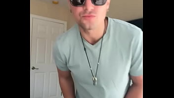 There’s 3 more minutes to this clip ️