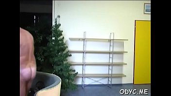 Shameless chick lisa brought to orgasm