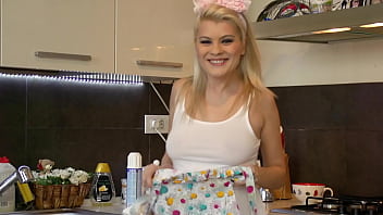 Housewife going crazy in the kitchen