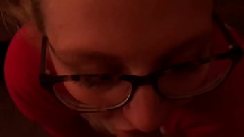 Nonton Dick Slurping Slut thumbnail