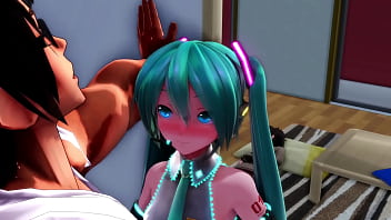 Miku infiel se divierte con su amante mientras su novio descansa