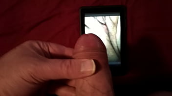 Cumming on cyberdebb's vagina