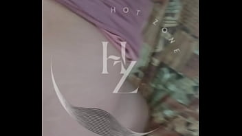 Con la esposa de mi tío hotzone183