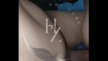 Con la esposa de mi tío hotzone183