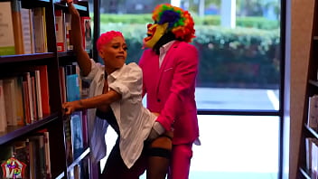 Gibby the clown bangs jasamine banks in a book store