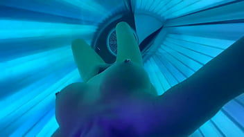 Masturbate and big tits play inside solariu tanning bed join me in this hot hot tube