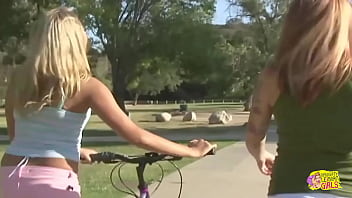 A red haired individual encounters an unfamiliar person and then s them to their residence to engage in oral stimulation of their genitals A red haired individual encounters an unfamiliar person and then s them to their residence to engage in oral stimulation of their genitals