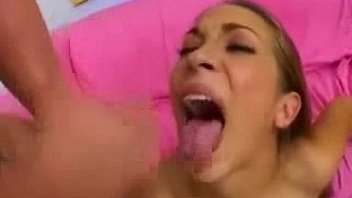 Gorgeous latin whore getting nailed doggystyle by a big rod t22