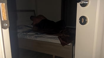 Homemade missionary sex creampie