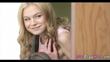 Lesbians in heat 0451