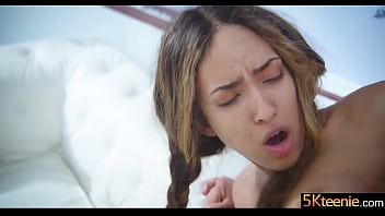 Aggressive hard sex with gorgeous model