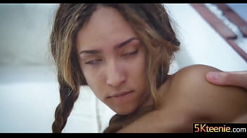 Aggressive hard sex with gorgeous model