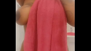 Hello du nouveau sur ma page arrive