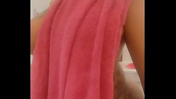 Hello du nouveau sur ma page arrive