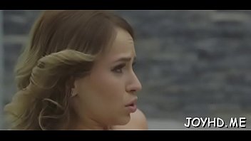 Teen bounces on thick pecker