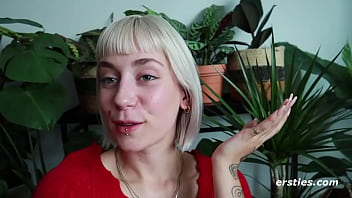 Stunning babe ulula gives us the full tour