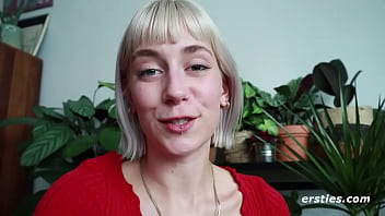 Stunning babe ulula gives us the full tour