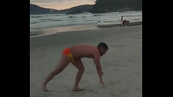 Hoje é um dia ruim pra ser uma rapariga que precisa de apoio pra plantar bananeira dragracebr #dragracebr