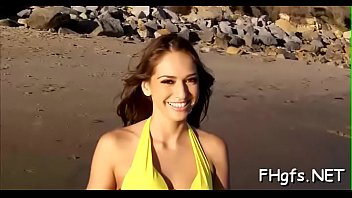 Sugary brunette sara enjoys that yummy sausage