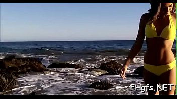 Sugary brunette sara enjoys that yummy sausage