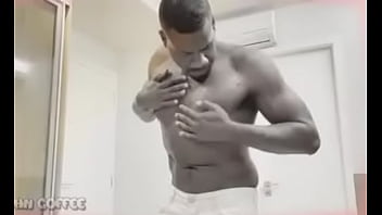 Fui contratado por uma ruiva gostosa