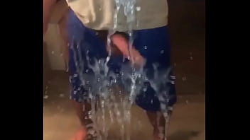 Se chegar 500 rt solto o vídeo esse jato de porra no fundo do meu cu