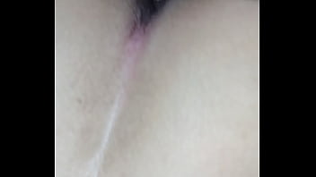 Hotwife peludinha quer que o marido soque gostoso na buceta ensopada