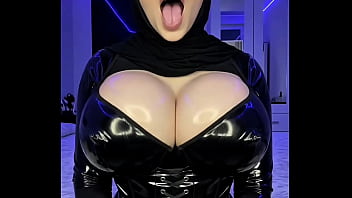 Latex shiny boobs slut gets cum facial