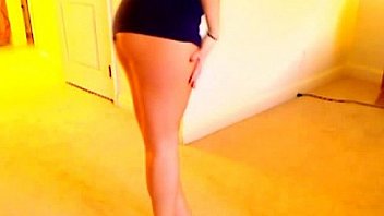 Violet in some very horny dancing