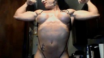 Tiny muscle babe with a thick toy