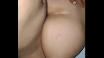 Me le como hasta el culo a la muy puta