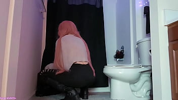 Yuno gasai in boots peeing voyeur and college girl yuno gasai peeing voyeur sage eldritch