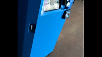 Fat black dick no boxers bulge flash old la she loved it