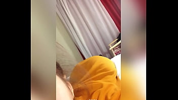 Petit twerk à l’hôtel