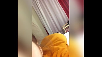 Petit twerk à l’hôtel