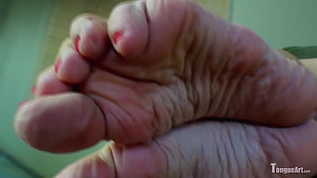 Asian pixie shows curves