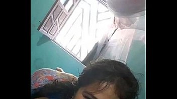 Casada mostrando o bundao