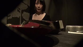 近所でも有名なjカップ人妻 旦那の不在中に自宅で撮影した奇跡のハメ撮り映像 1