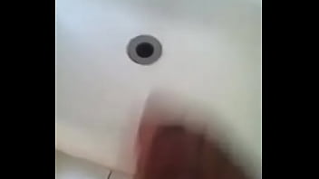 Venida en el lavamanos