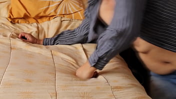 Great cumshot on stepmom's wonderful ass with her jeans on two cameras recording it