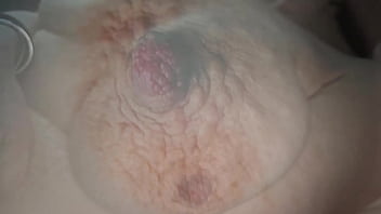 If you like bouncing natural big boobs this is for you aaaa and if you like hard nipples too