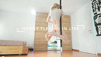 Insane anal on the yoga mat in livestream